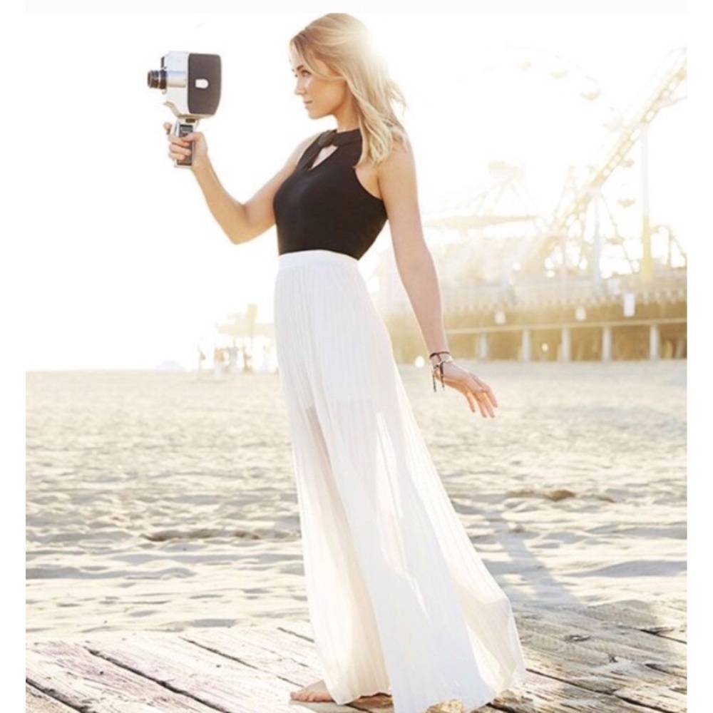 Lauren Conrad pleated maxi skirt